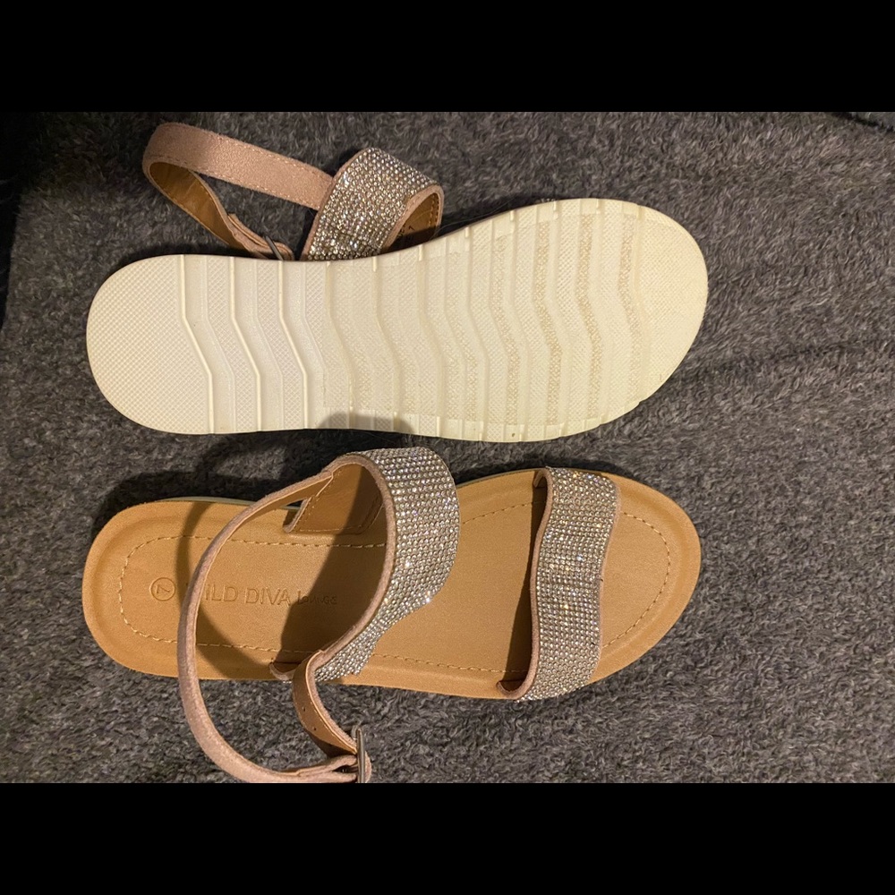 Sandals - Picture 2 of 2